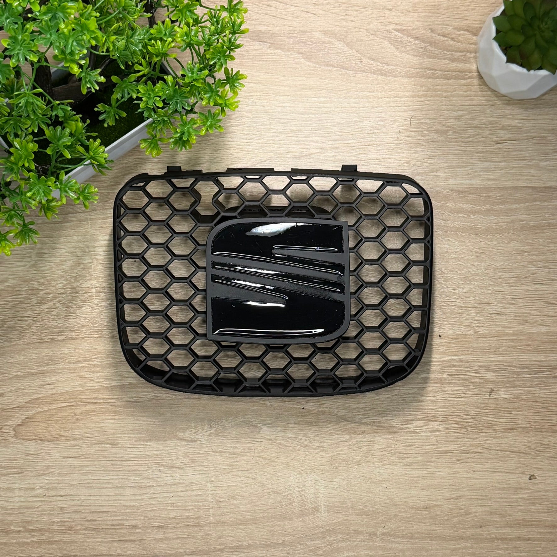 Rejilla central panal de abeja Seat León MK1 / FR (1999–2005)