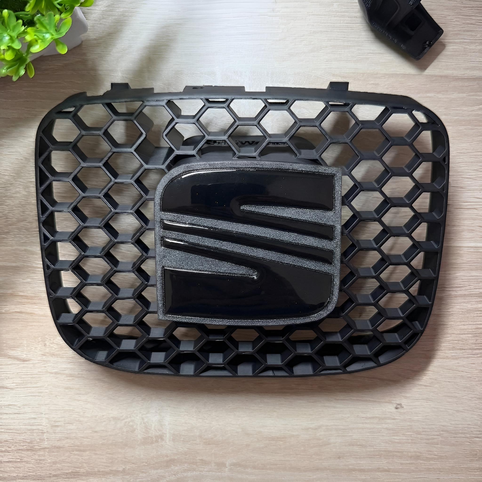 Rejilla central panal de abeja Seat León MK1 / FR (1999–2005)