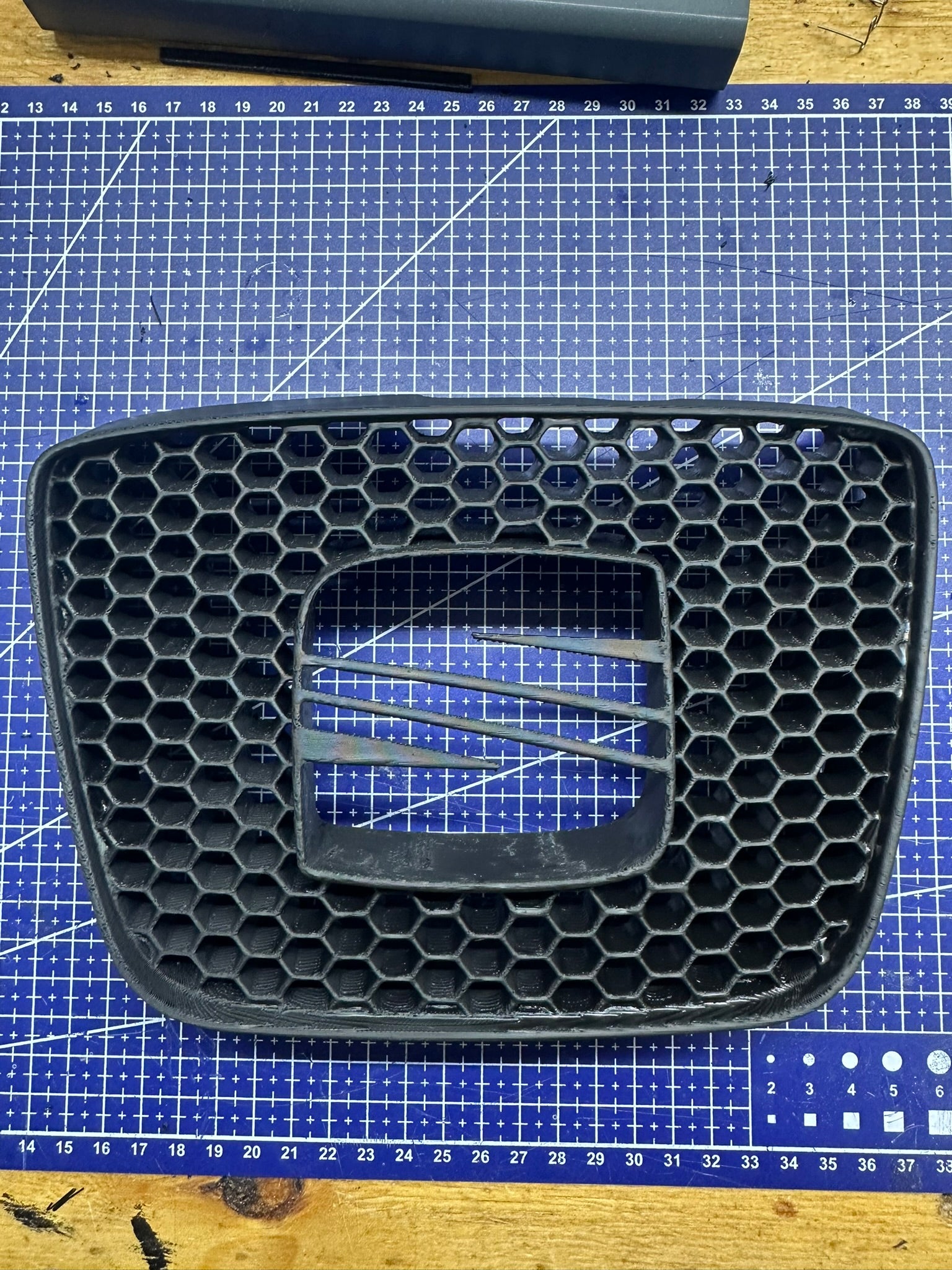 Rejilla superior Seat Ibiza 6K2 / Cupra